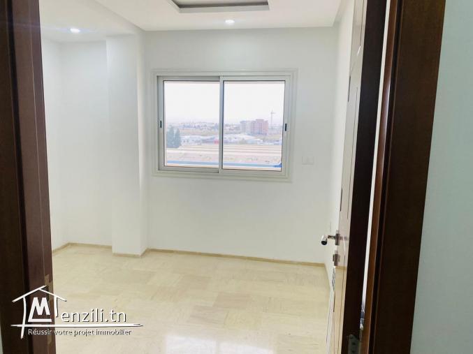 Appartement (s+2) jamais habité