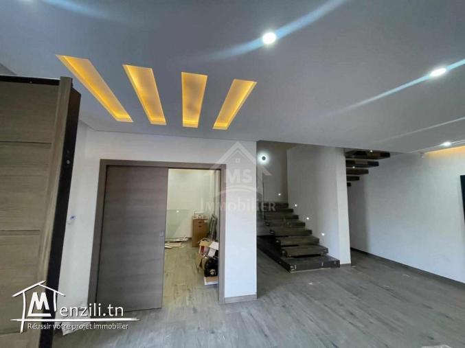 Villa toute neuve avec jardin et garage à vendre à Mrezga 51355351