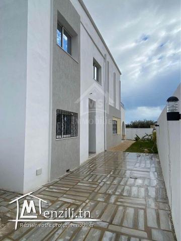 Villa S+3 toute neuve avec jardin à vendre 51355351