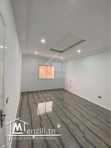 Villa S+3 toute neuve avec jardin à vendre 51355351