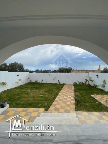 Villa S+3 toute neuve avec jardin à vendre 51355351