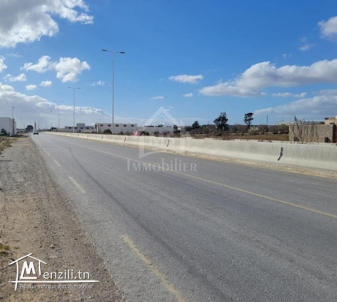 Un terrain pieds dans l'eau de 3333 m² à vendre à korba 51355351