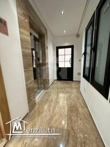 A vendre des appartements S2 S3 pied dans l'eau situé à Kantaoui directe promoteur