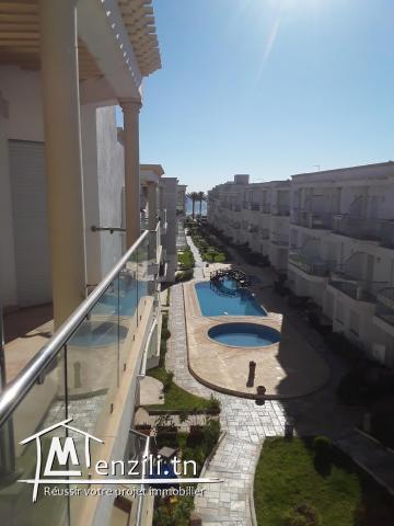 S+1 Chatt Mériem pieds dans l'eau