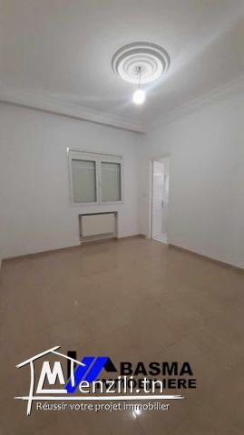 à louer un appartement  de type s+2