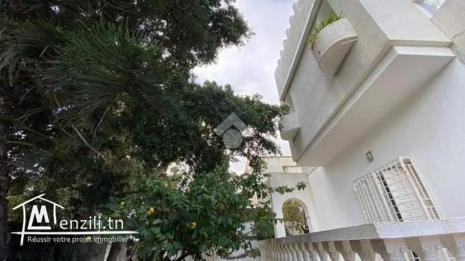 A vendre  une villa individuelle style