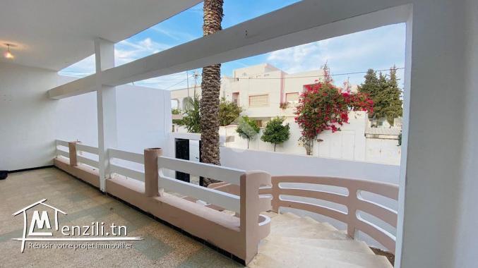 #A_VENDRE Une villa de 361m² à ben Arous