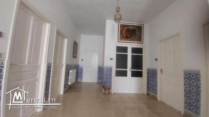 A Vendre Villa S6 à France Ville Tunis