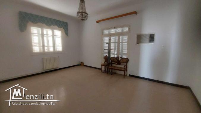 A Vendre Villa S6 à France Ville Tunis