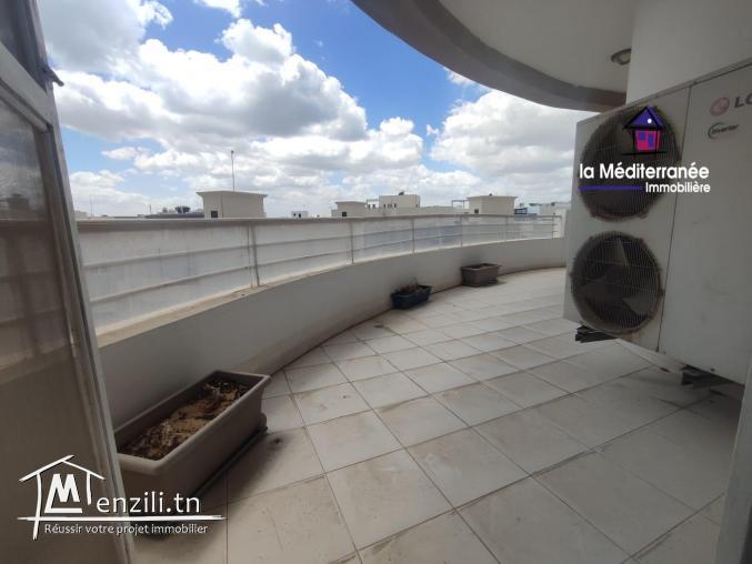 Appartement s+4 hst spacieux au lac2