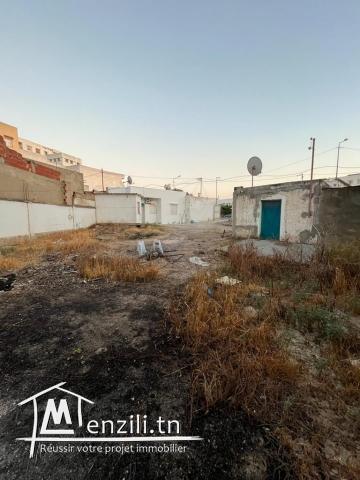 à Vendre Terrain commercial