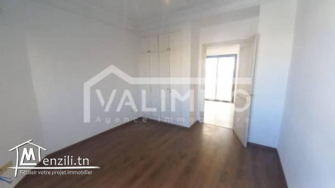 Penthouse S4 à Cité Ennasr