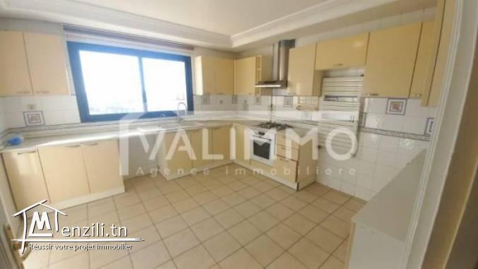 Penthouse S4 à Cité Ennasr