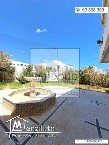 terrain R4 1150 m² à route tunis 1.5