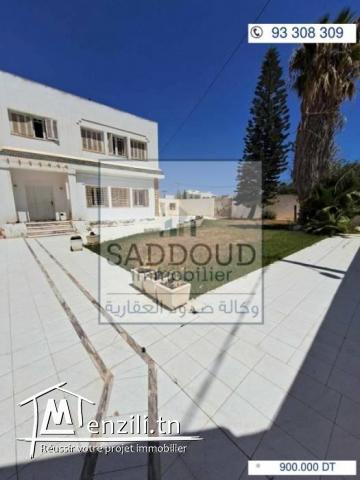 terrain R4 1300 m² à route tunis 1.5