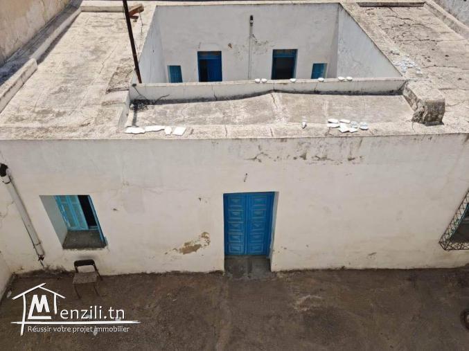 Immeuble à vendre à Béja