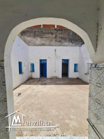 Immeuble à vendre à Béja