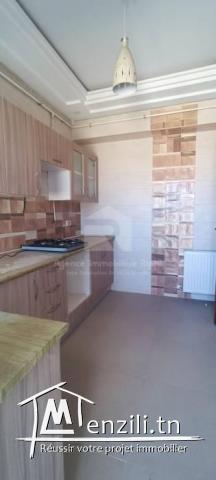 À Louer ( annuelle) un appartement S3 non meublé situé à Hammem Sousse