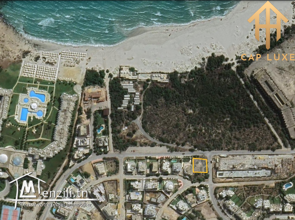 Terrain  à Vendre à Kelibia, Plage El Belge - Emplacement Idéal et Superficie Généreuse