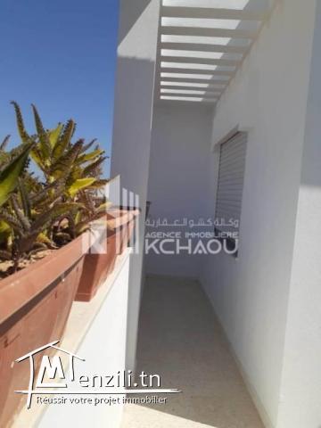 route de tunis à vendre villa