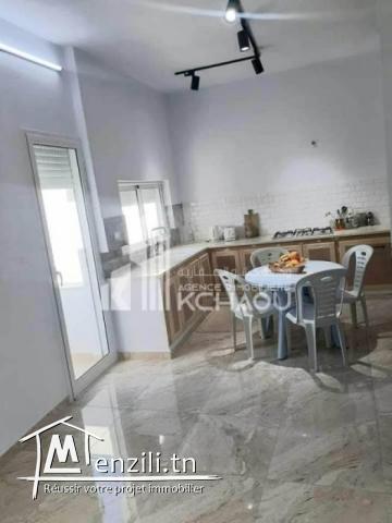 route de tunis à vendre villa