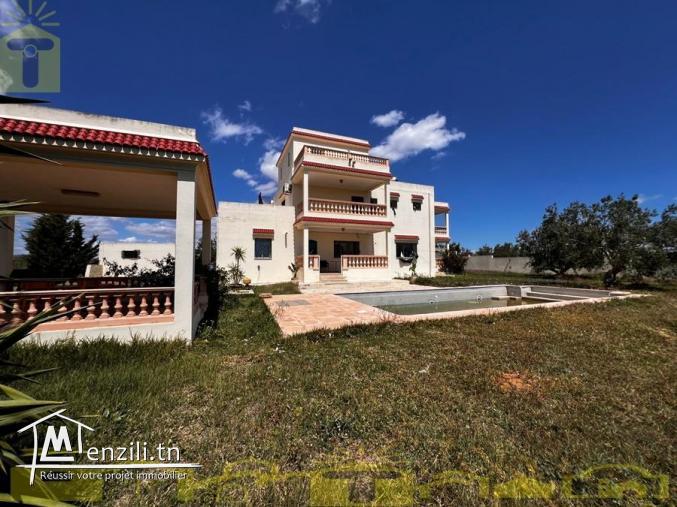 ferme de 9 hectares à Hammamet