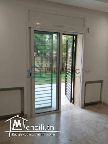 A Louer Un Belle Appartement S3 Avec Jardin Au Lac 2