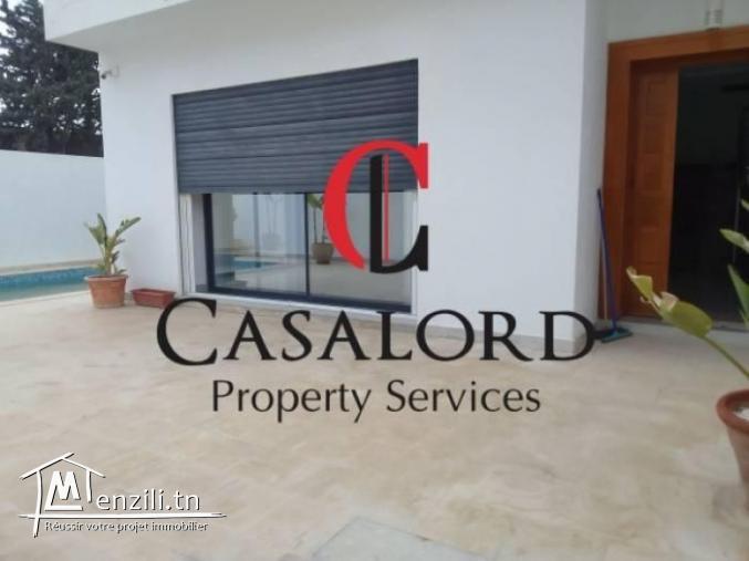 Villa en deux  etage  Avec piscine  à louer