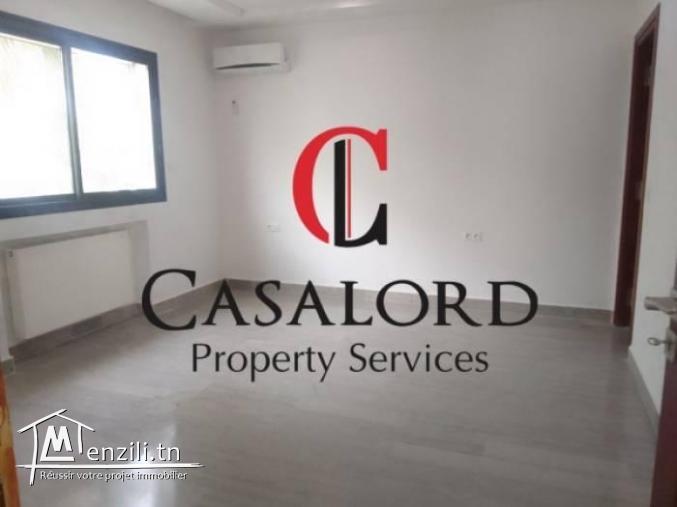 Villa en deux  etage  Avec piscine  à louer