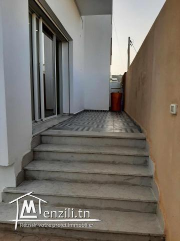 Immobilière Al Amany met en location un appartemen haut standing située à citée la santée