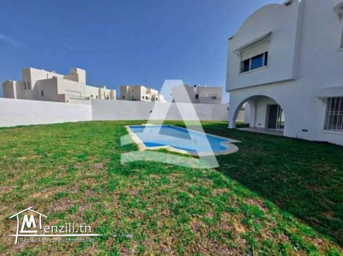 Location d'une luxueuse villa à Gammarth