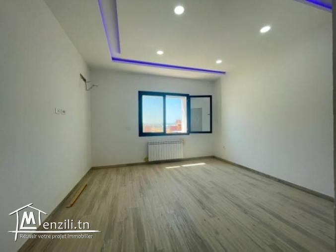 Location d'un appartement jamais habité à Cité Erriadh