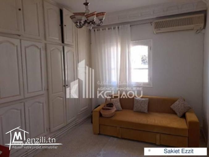 A louer villa s5  a sakiet ezzit