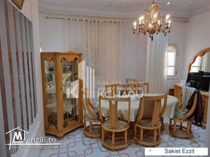 A louer villa s5  a sakiet ezzit