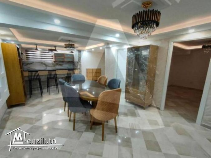 Location d'un Triplex avec piscine à Gammarth