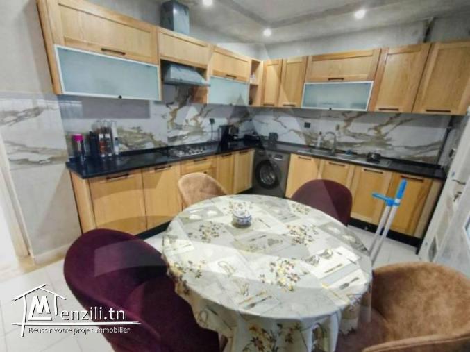 Location d'un Triplex avec piscine à Gammarth