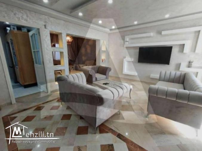 Location d'un Triplex avec piscine à Gammarth