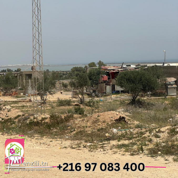 terrain à  vendre الفقاعية ChottMeriem 1100 m²