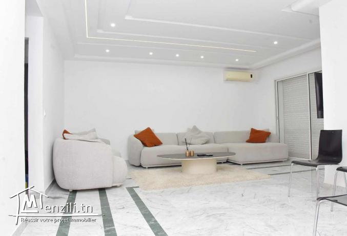 Splendide Appartement à Ennasr - 3 Chambres, Grand Salon, Parking Privé