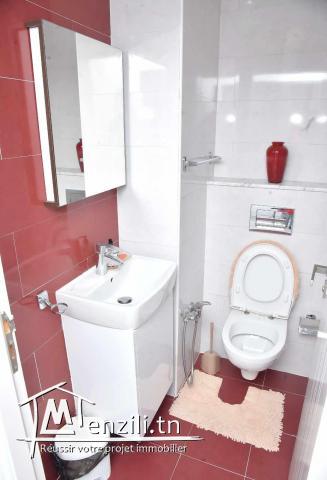 Splendide Appartement à Ennasr - 3 Chambres, Grand Salon, Parking Privé