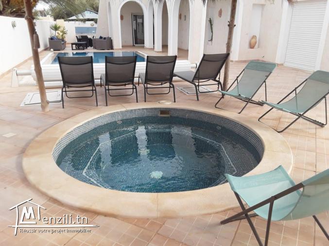 villa djerbienne 250 m2 proche mer