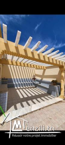 une belle maison a ras jebel