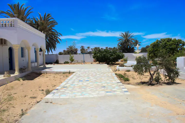 Grande maison meublée à louer à Tazdaine