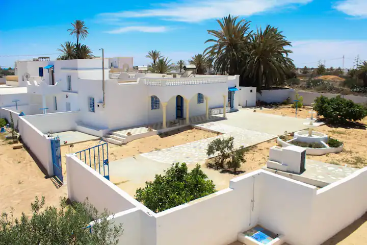 Grande maison meublée à louer à Tazdaine