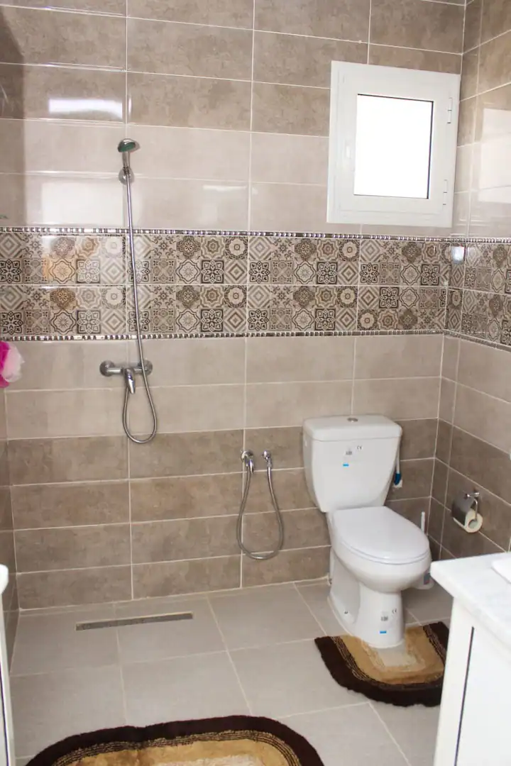 Grande maison meublée à louer à Tazdaine