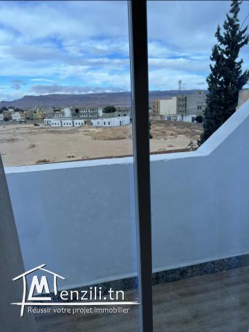 Apparemment s+2 à vendre