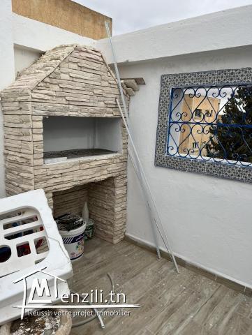 Apparemment s+2 à vendre