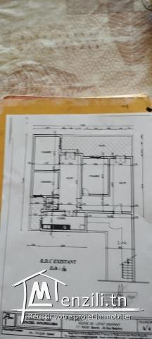 Maison à vendre – 3 appartements séparés au centre-ville de Menzel Bourguiba