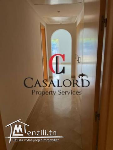 S3 avec jardin à Gammarth