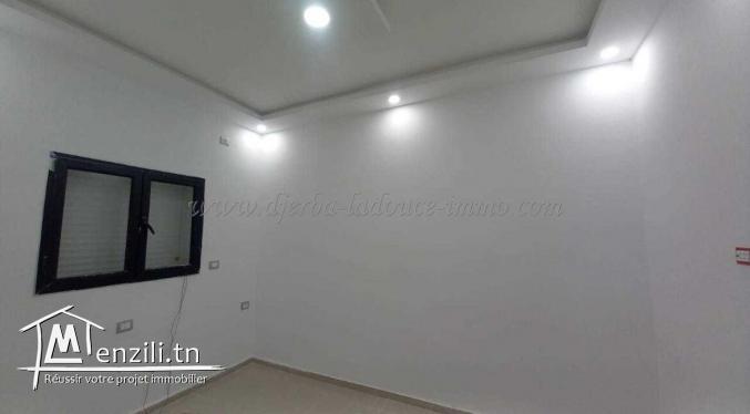 Belle Maison Avec Piscine À Vendre À Tézdaine